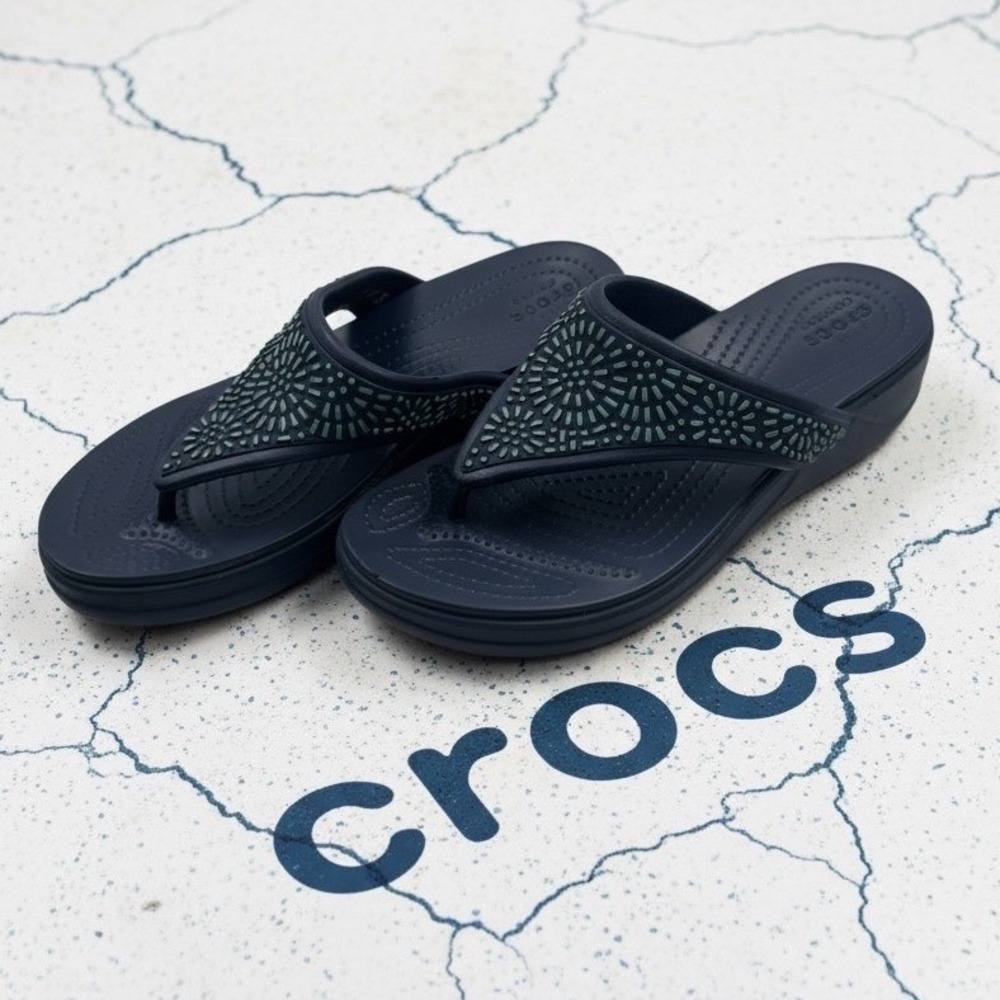 Crocs Monterey Metallic Embellished Wedge Flip Flops Navy Blue Womens 8 Sandal